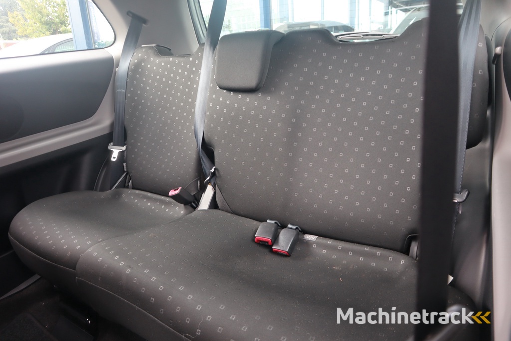 Toyota Yaris 1.0 VVTi Terra | Zuinig Rijden | Radio CD |