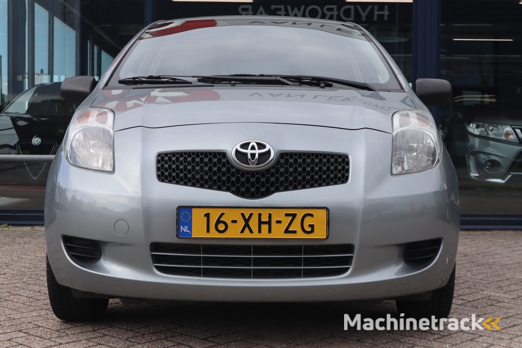 Toyota Yaris 1.0 VVTi Terra | Zuinig Rijden | Radio CD |