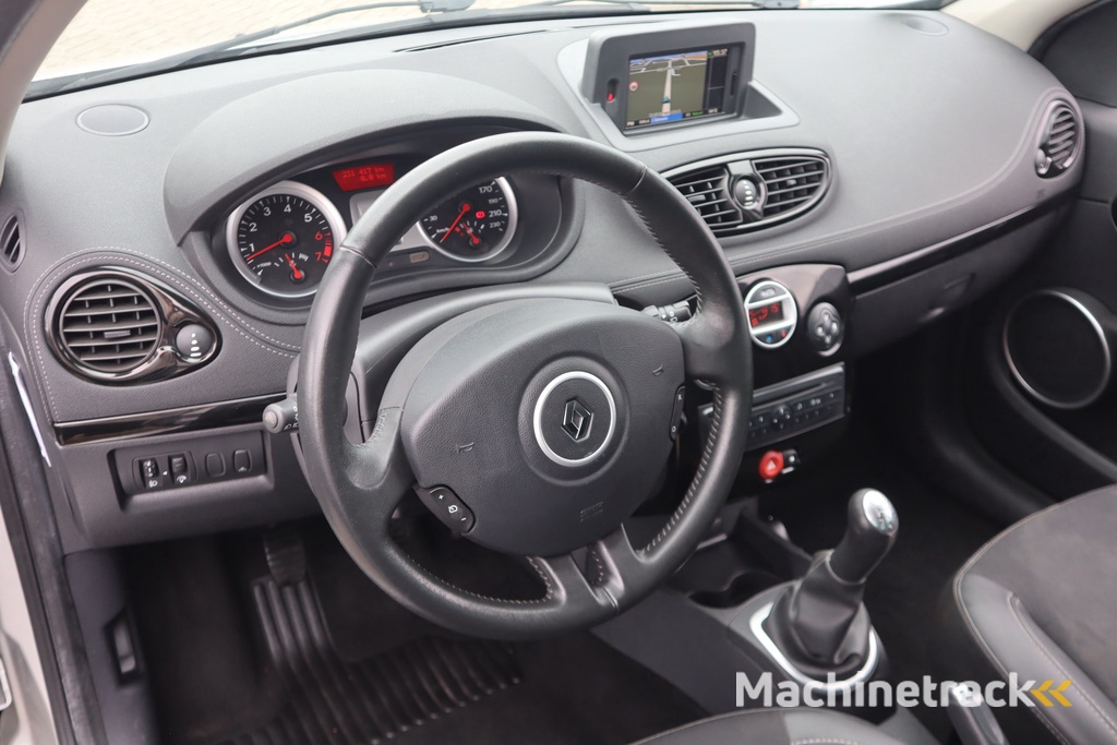 Renault Clio Estate 1.2 TCE Night & Day | Trekhaak | Airco | Navi