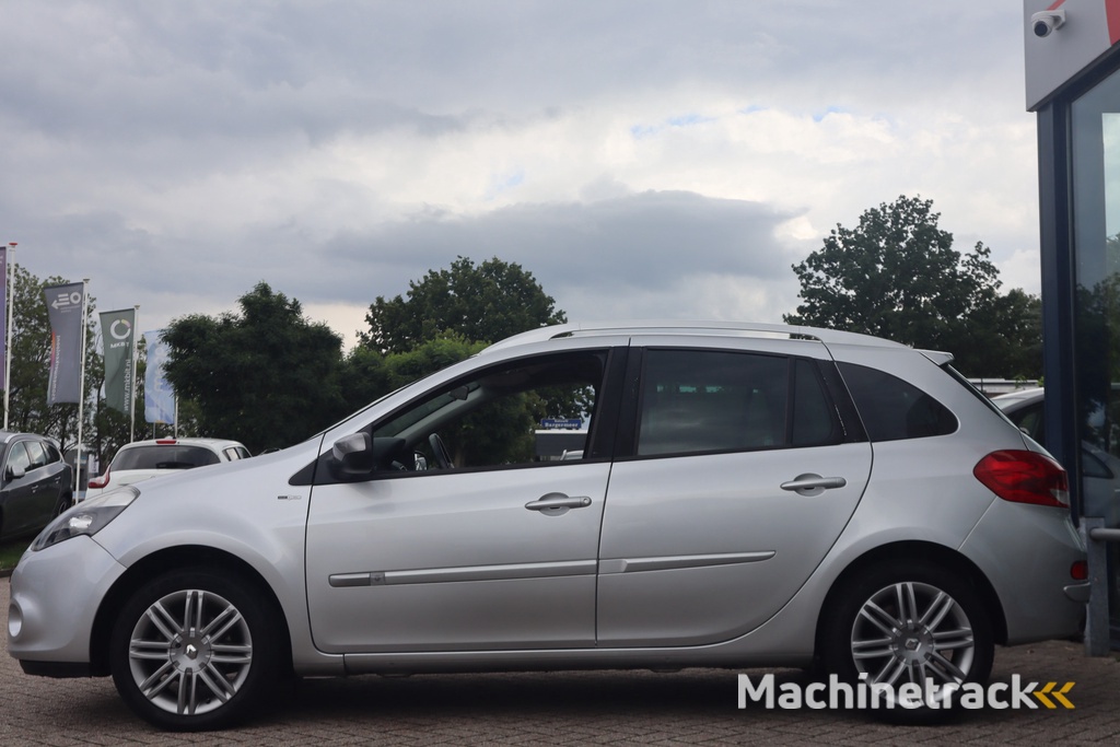 Renault Clio Estate 1.2 TCE Night & Day | Trekhaak | Airco | Navi