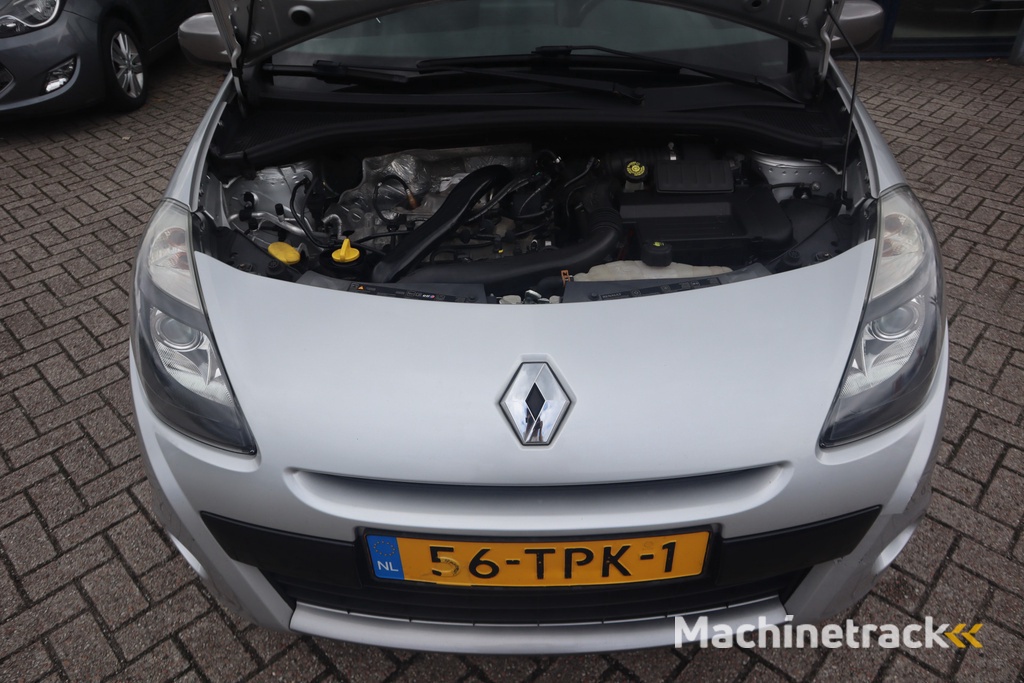 Renault Clio Estate 1.2 TCE Night & Day | Trekhaak | Airco | Navi