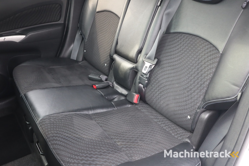 Nissan Note 1.2 DIG-S Tekna | Airco | Navi | Half leder