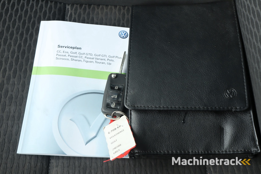 Volkswagen Golf Variant 1.6 TDI Trendline BlueMotion | Navigatie | Trekhaak | Cruise