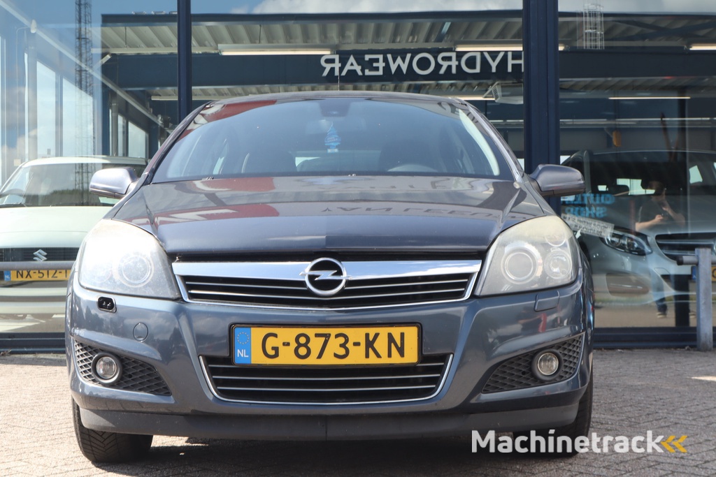 Opel Astra 1.4 Essentia | Cruise | Clima | Radio CD