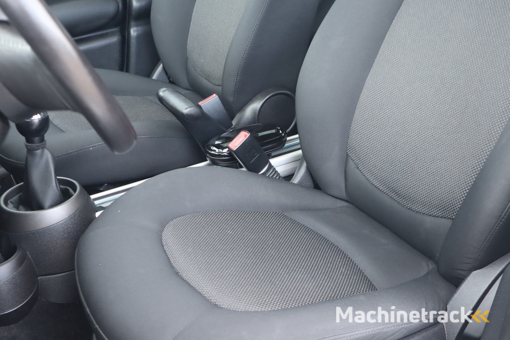 MINI Mini Countryman 1.6 Cooper Chili | Pano | Stoelverwarming | Clima