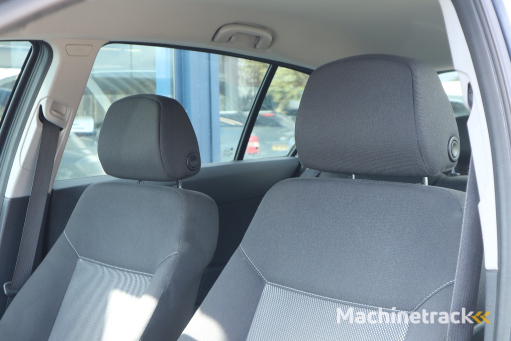 Opel Astra 1.4 Essentia | Cruise | Clima | Radio CD