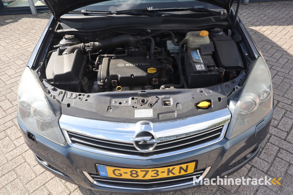 Opel Astra 1.4 Essentia | Cruise | Clima | Radio CD