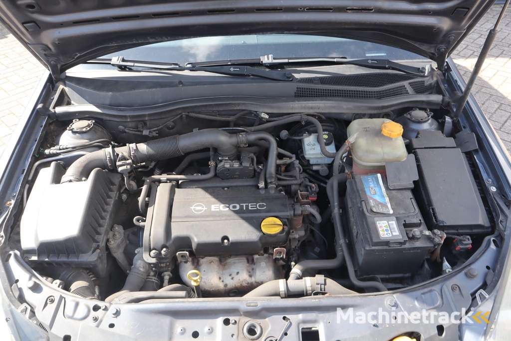 Opel Astra 1.4 Essentia | Cruise | Clima | Radio CD