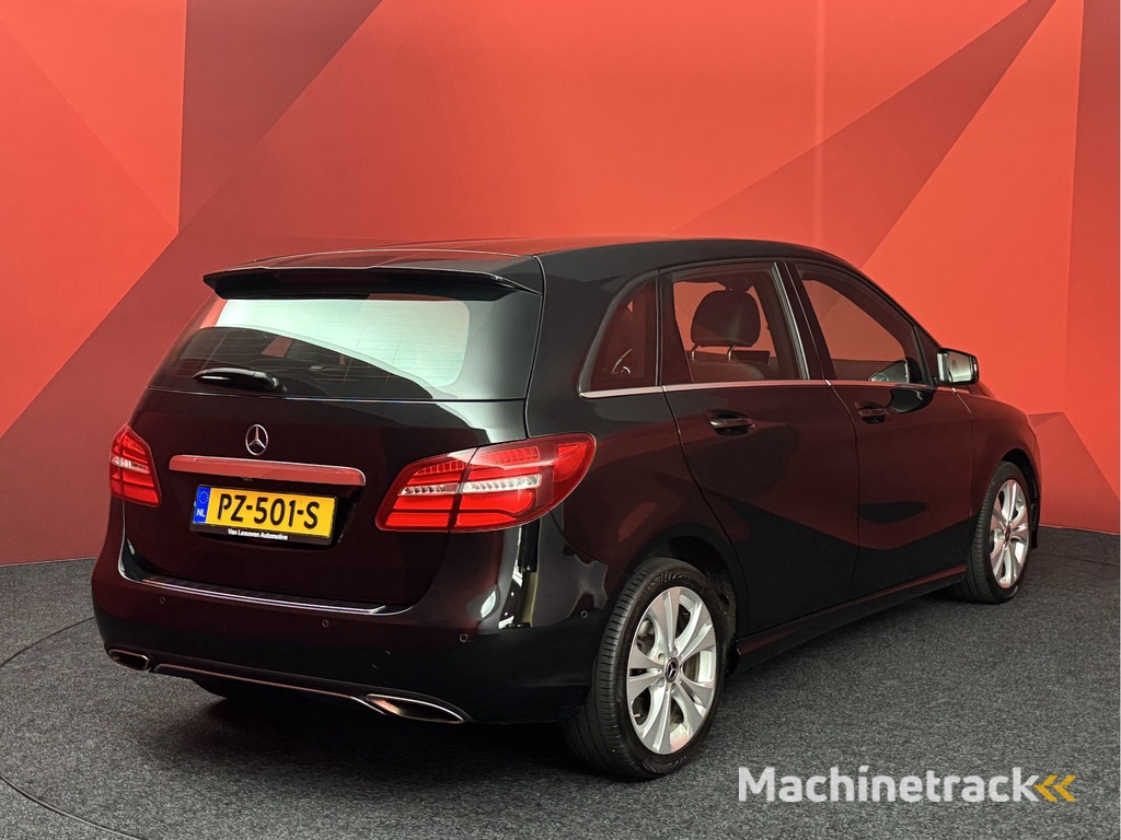 Mercedes-Benz B-klasse 180 Ambition | Automaat | Half leer | Camera | Trekhaak | Led