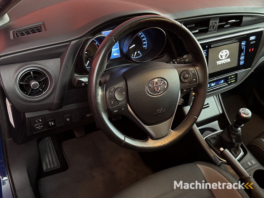 Toyota Auris Touring Sports 1.2T Energy | Navi | Clima | Trekhaak