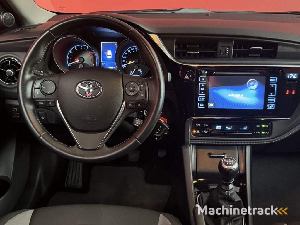 Toyota Auris Touring Sports 1.2T Energy | Navi | Clima | Trekhaak