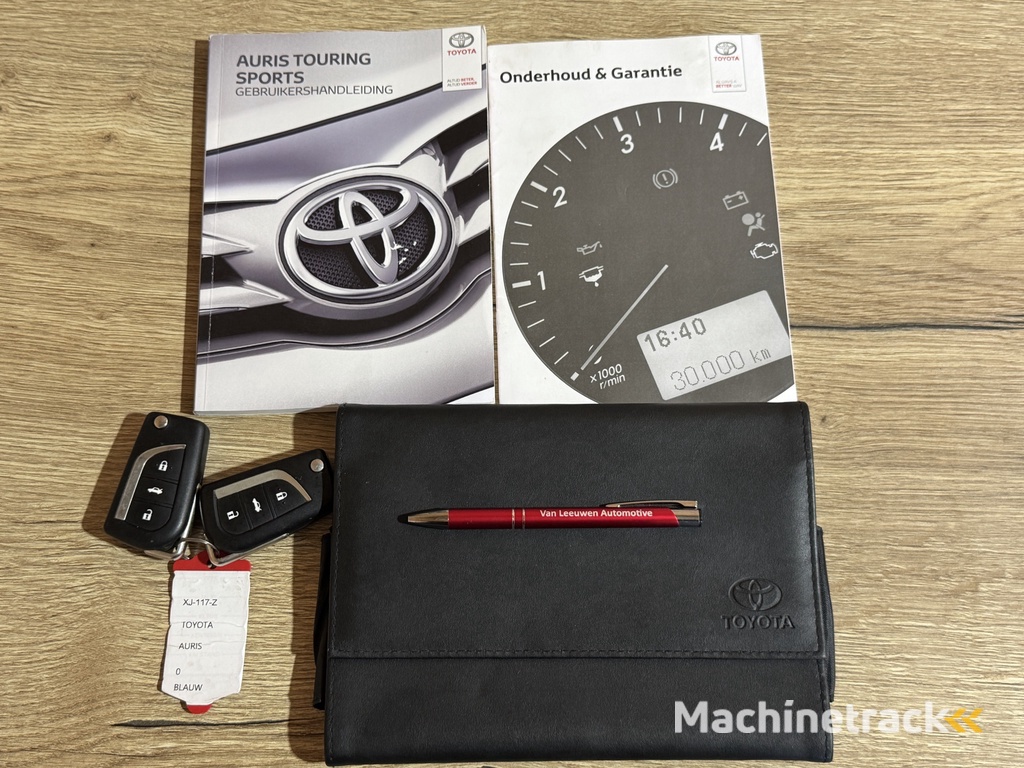 Toyota Auris Touring Sports 1.2T Energy | Navi | Clima | Trekhaak