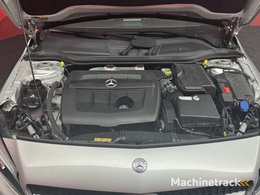 Mercedes-Benz A-klasse 180 d Lease Edition Plus | Navi | Half leder | Cruise