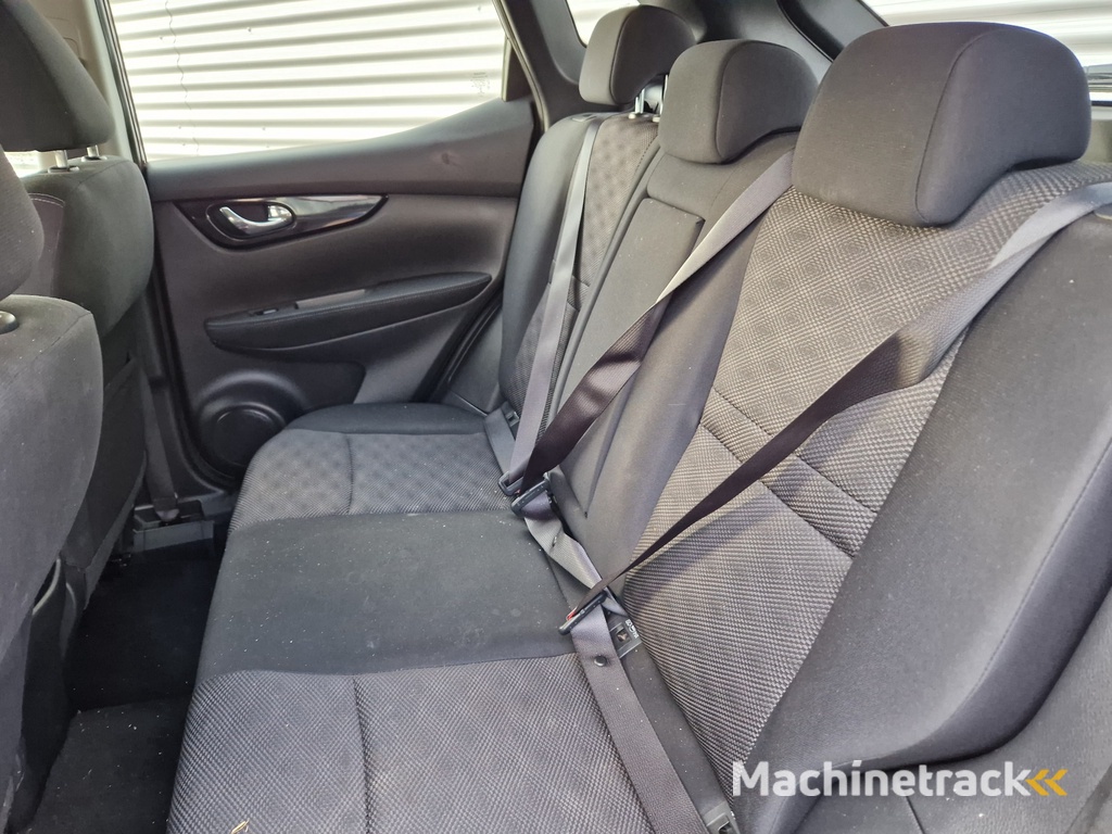 Nissan Qashqai 1.2 Acenta | Nieuw Binnen! | Lees Tekst | Zo Mee | Read Text