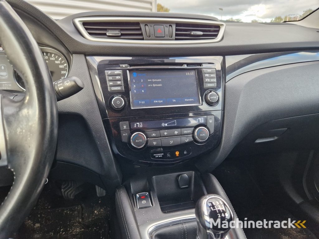 Nissan Qashqai 1.2 Acenta | Nieuw Binnen! | Lees Tekst | Zo Mee | Read Text