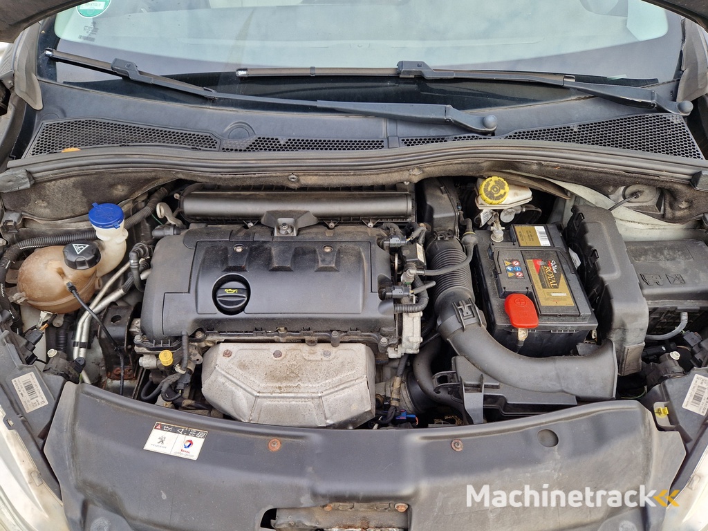 Peugeot 208 1.4 VTi Griffe | Nieuw Binnen! | Navi | Clima | Leer