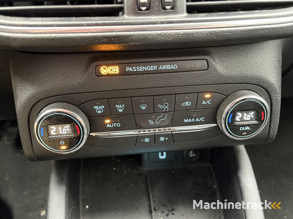 Ford Focus Wagon 1.0 EcoBoost ST Line Business | Nieuw Binnen! | APK 14-03-2027 | Clima | Cruise