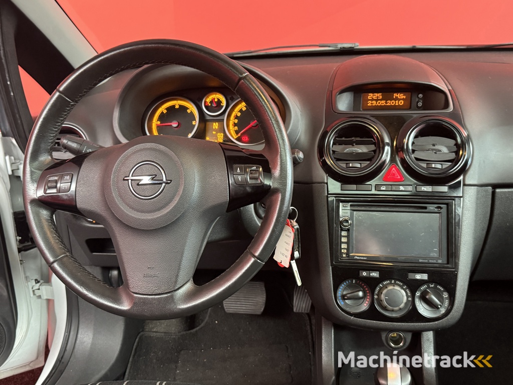 Opel Corsa 1.4-16V Sport | Zo Mee | Lees Tekst | Read Text