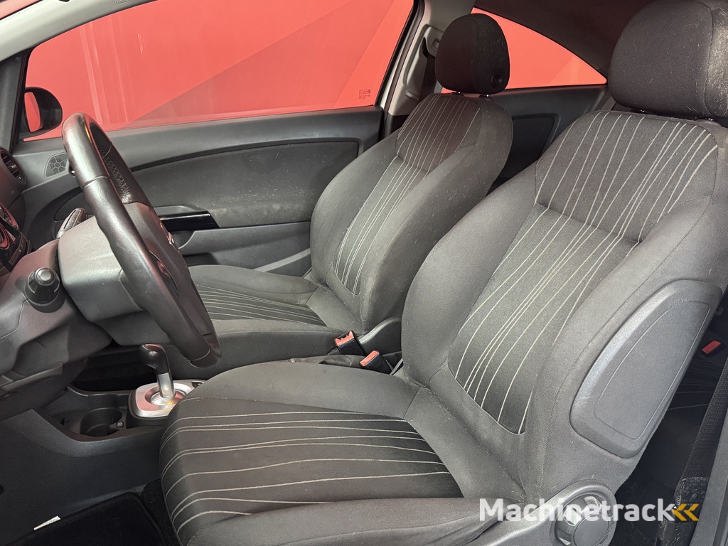 Opel Corsa 1.4-16V Sport | Zo Mee | Lees Tekst | Read Text