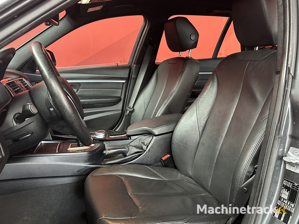 BMW 3-serie Touring 320d EDE Luxury Edition | Automaat | Stoelverwarming | Digi Dash