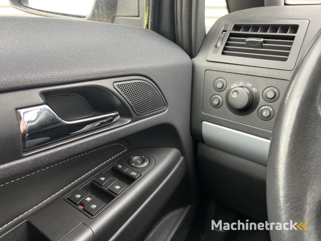 Opel Zafira 1.8 Executive | Nieuw Binnen! | Cruise | Trekhaak | Navi