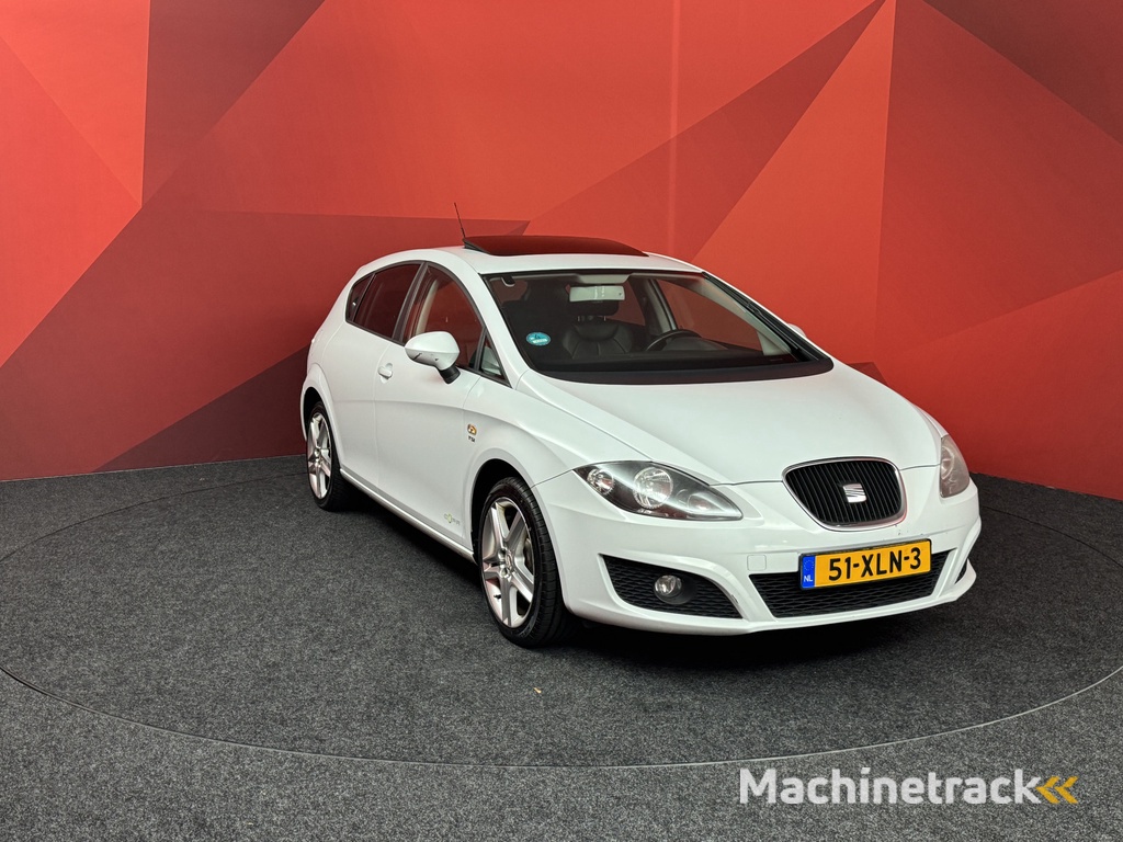SEAT Leon 1.2 TSI Ecomotive Businessline COPA | Leder | Pano | Trekhaak