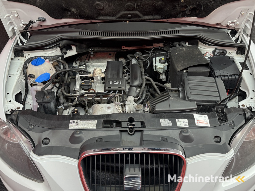 SEAT Leon 1.2 TSI Ecomotive Businessline COPA | Leder | Pano | Trekhaak