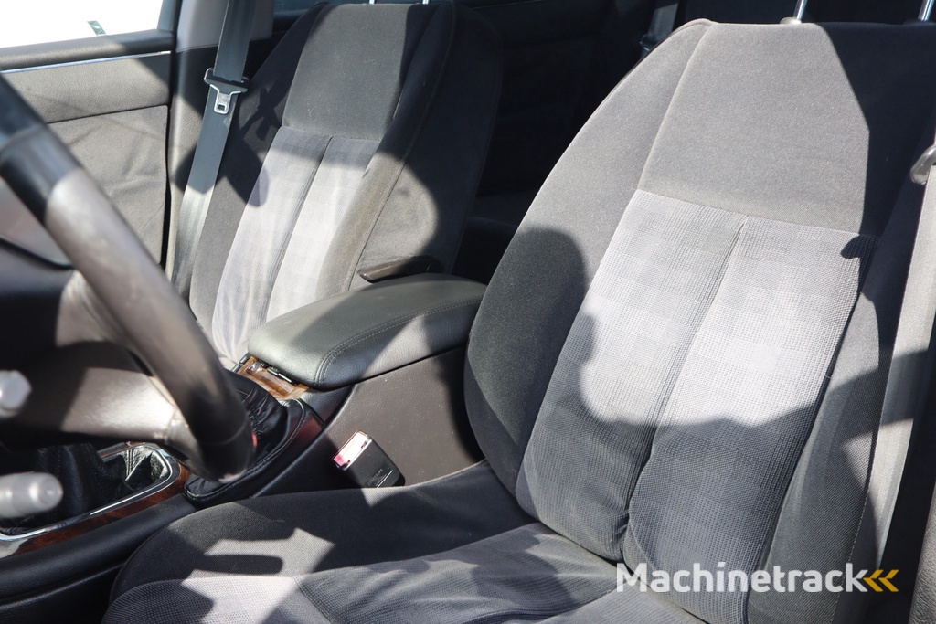 Peugeot 607 2.0-16V Pack | Zo Mee | Lees Tekst | Read Tekst |