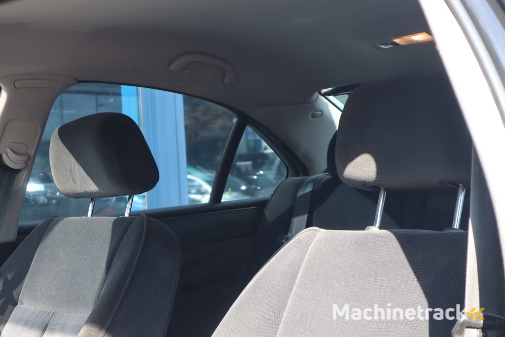 Peugeot 607 2.0-16V Pack | Zo Mee | Lees Tekst | Read Tekst |