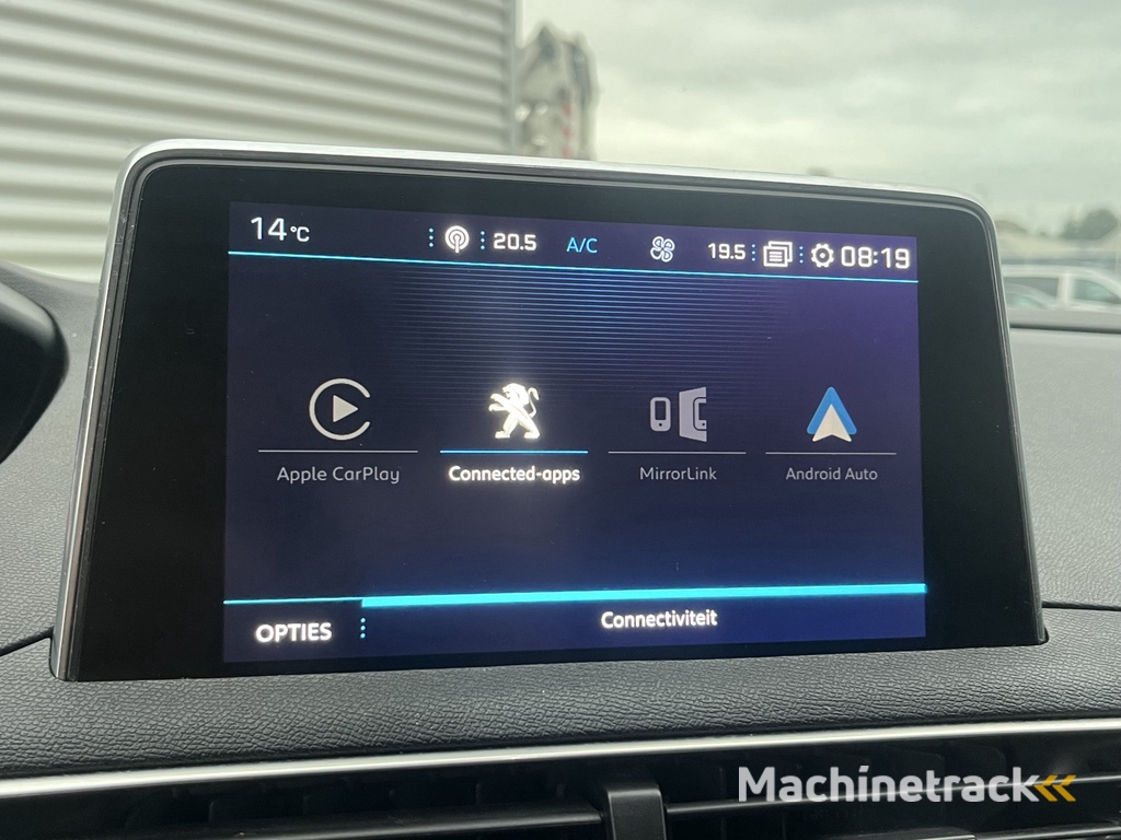 Peugeot 5008 1.2 PureTech Active | Nieuw Binnen! | Cruise | Trekhaak | Navi | 7 Persoons |