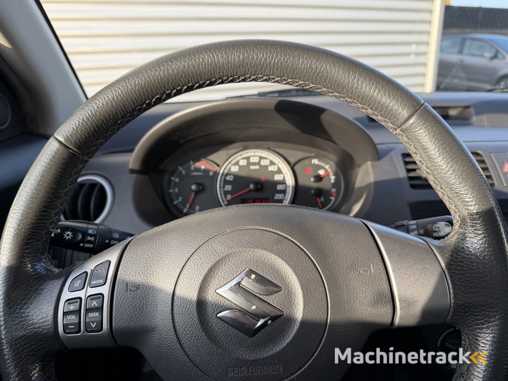 Suzuki Swift 1.5 Exclusive | Airco | Keyless | APK 28-06-2026