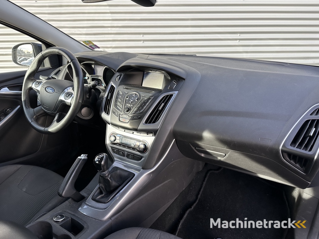 Ford Focus Wagon 1.0 EcoBoost Titanium | Nieuw Binnen! | Navi | Trekhaak | Cruise