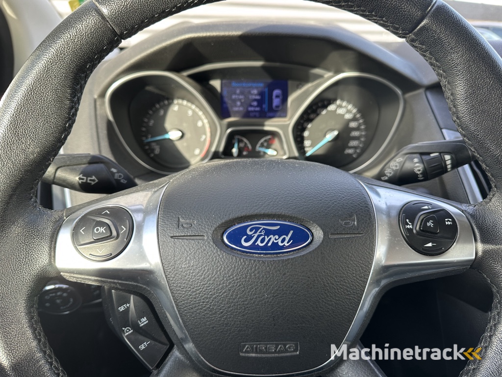 Ford Focus Wagon 1.0 EcoBoost Titanium | Nieuw Binnen! | Navi | Trekhaak | Cruise