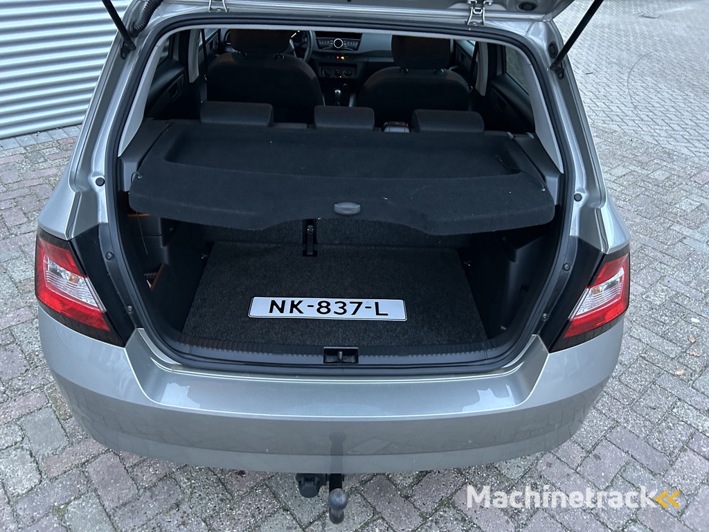 ŠKODA Fabia 1.2 TSI Active | Nieuw Binnen! | Automaat | Airco | Trekhaak | APK 06-11-2026 |