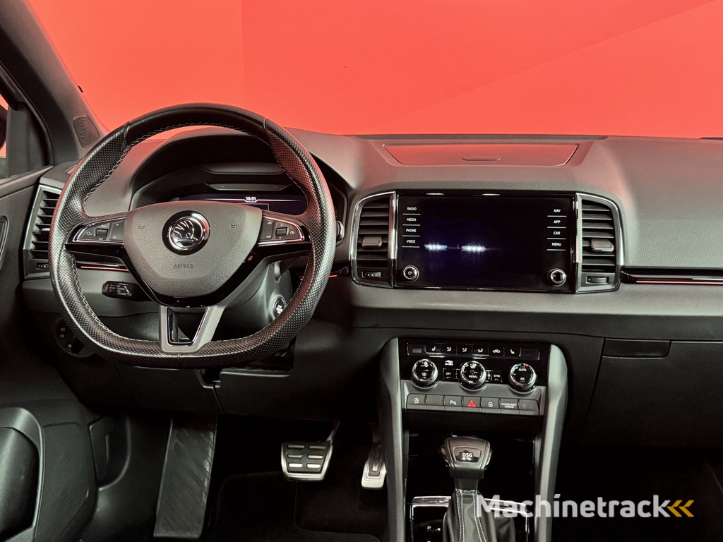 ŠKODA Karoq 1.5 TSI ACT Sportline Business | Automaat | Camera | Stoelverwarming