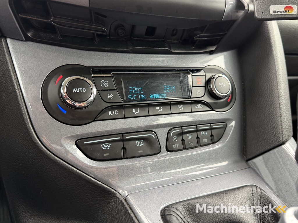 Ford Focus Wagon 1.6 TDCI ECOnetic Lease Titanium | Nieuw Binnen! | Navi | Cruise | Apk 03-2026!