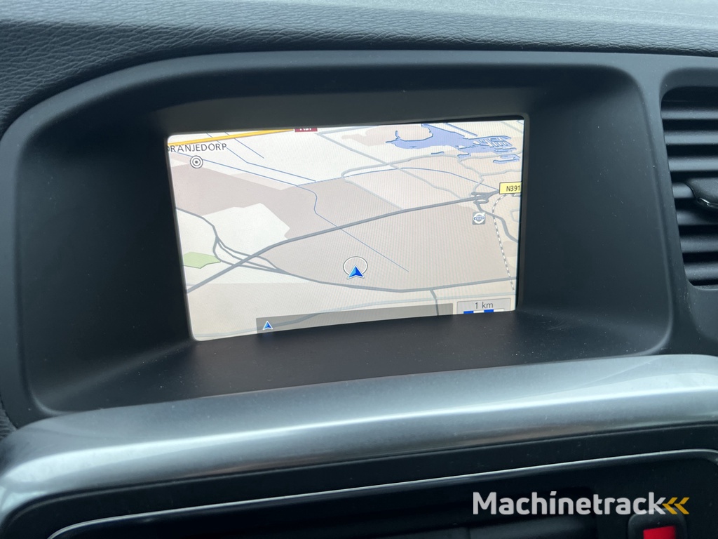 Volvo S60 2.0 D4 R-Design | Nieuw Binnen! | Trekhaak | Navi | Stoelverwarming