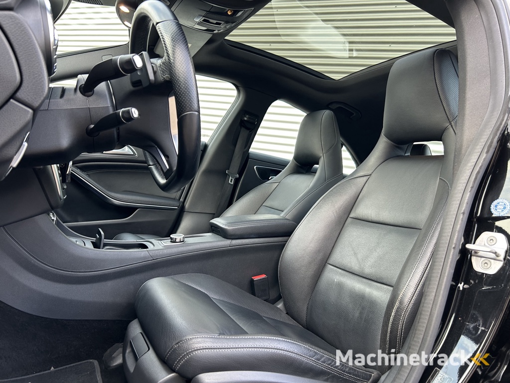 Mercedes-Benz CLA-klasse 250 Edition 1 | Nieuw Binnen! | Memory Seats | Trekhaak | AMG Line