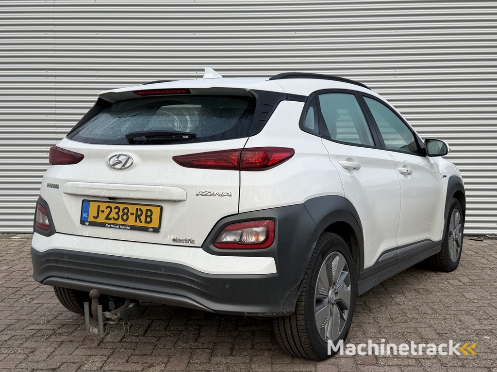 Hyundai Kona EV Comfort 64 kWh | Nieuw Binnen! | Automaat | Camera | Trekhaak | Cruise