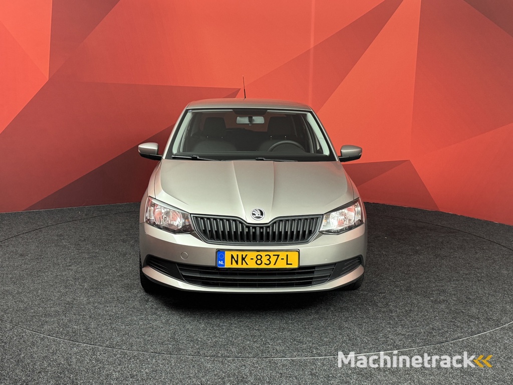 ŠKODA Fabia 1.2 TSI Active | Automaat | Airco | Trekhaak | APK 06-11-2026 |