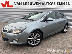 opel-astra-1.6-turbo-cosmo-nieuw-binnen-trekhaak-leder-cruise