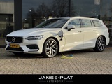 Minituur van Volvo V60 2.0 T6 TE AWD Momentum Pro Leder | Camera | Carplay |