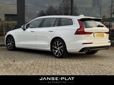 Minituur van Volvo V60 2.0 T6 TE AWD Momentum Pro Leder | Camera | Carplay |