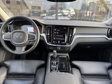 Minituur van Volvo V60 2.0 T6 TE AWD Momentum Pro Leder | Camera | Carplay |