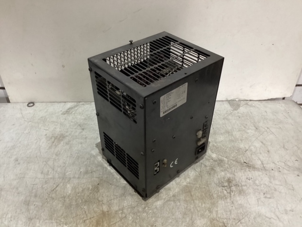 Gebruikte acculader JLG 48v