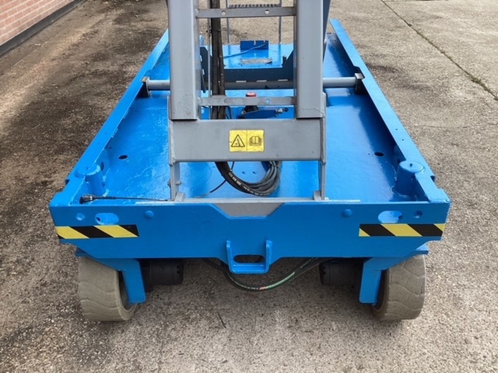 Schaarhoogwerker Genie GS2646 (2016, nieuwe batterijen)