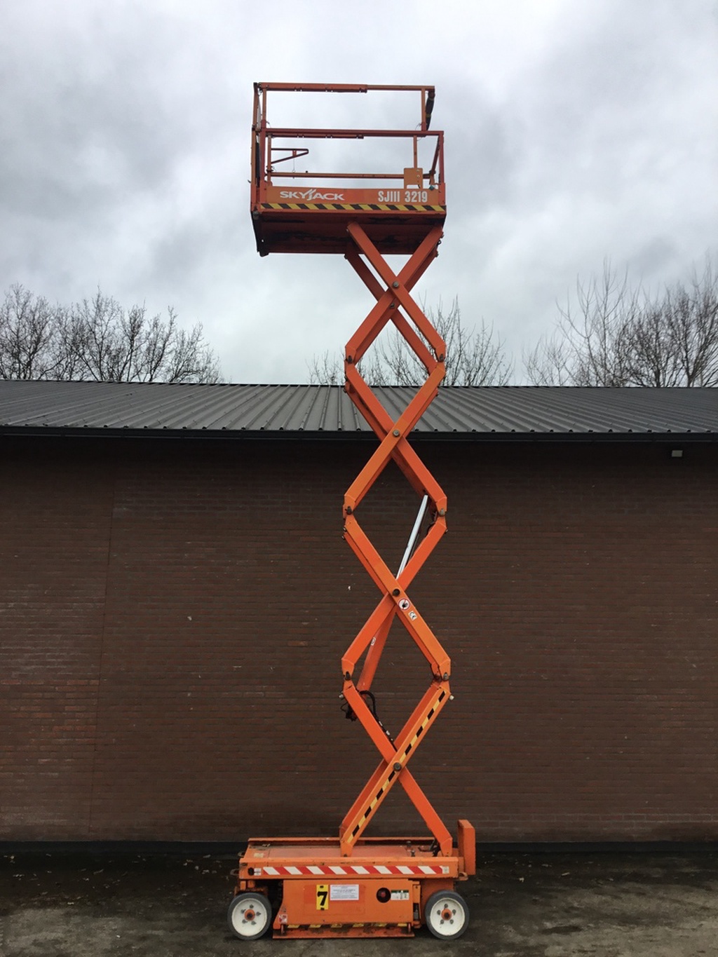 Schaarhoogwerker SKyjack SJ3219