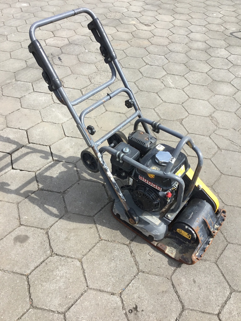 Gebruikte trilplaat Atlas Copco LF75