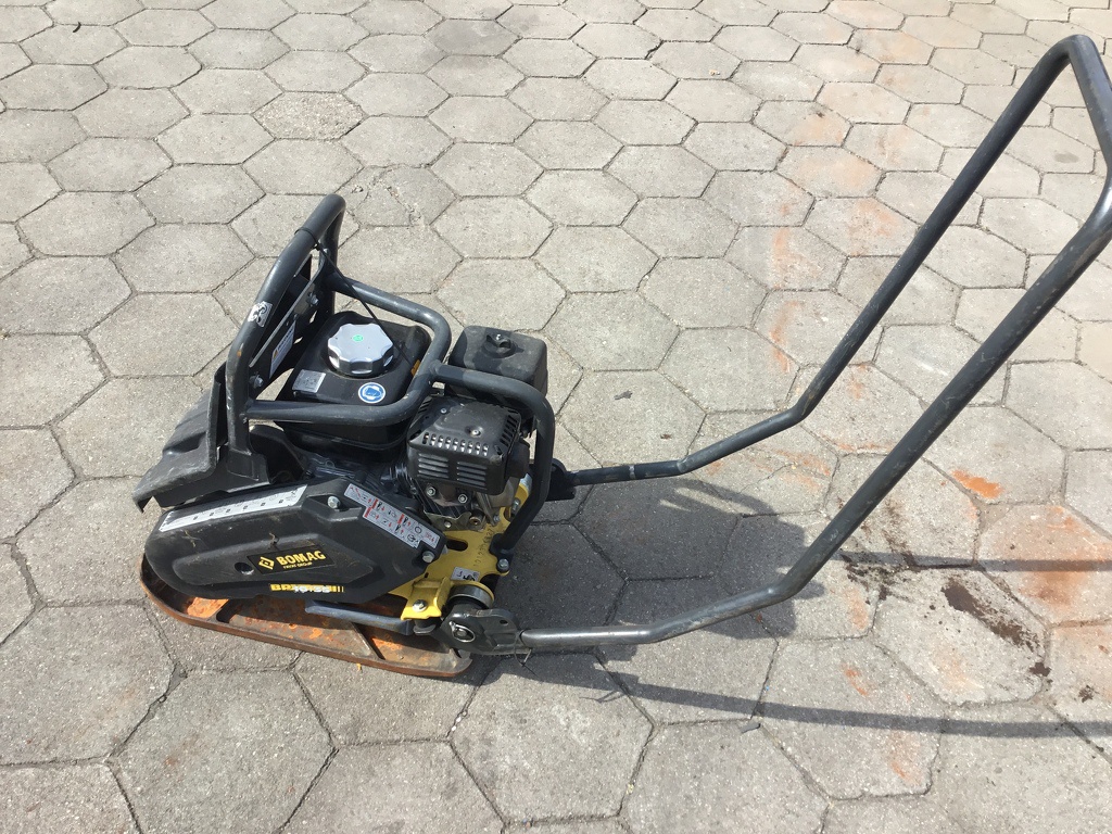 Gebruikte trilplaat Bomag BVP10/35