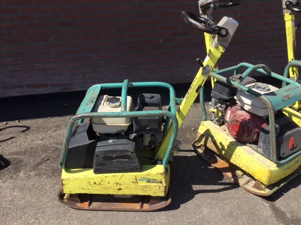 Gebruikte trilplaat AMMANN APR30/20